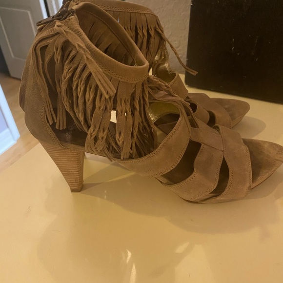 Kennel Schmenger Fringe sandals - Picture 10 of 11